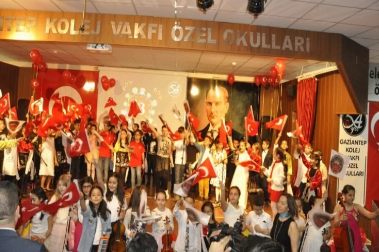 Gaziantep Kolej Vakfında festival gibi 23 Nisan