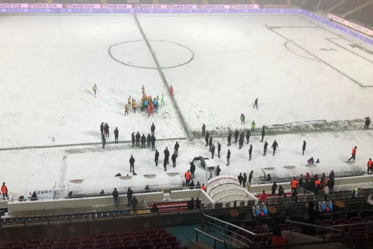 Gaziantep-Malatya maçına kar engeli