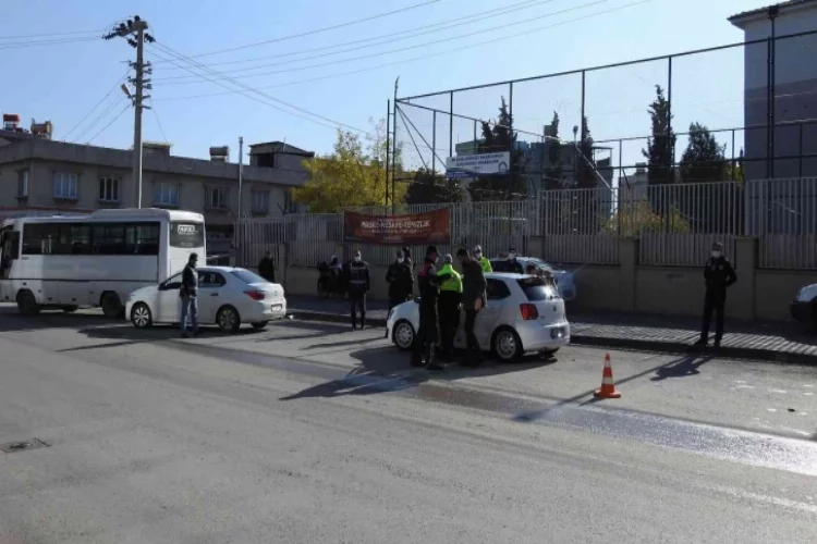 Gaziantep polisinden okul önlerinde denetim
