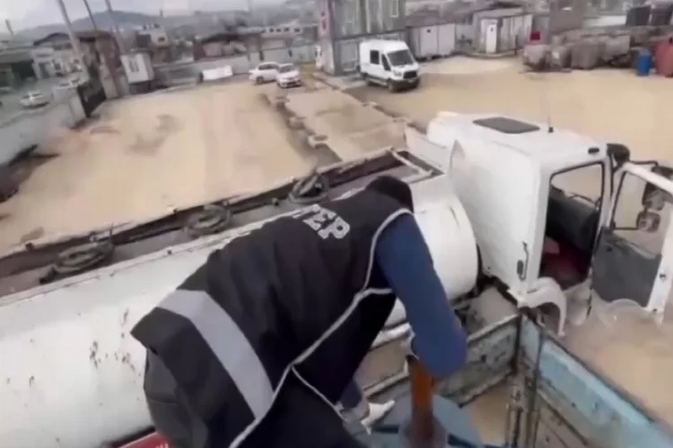 Gaziantep’te 4 bin 500 litre kaçak akaryakıt ele geçirildi