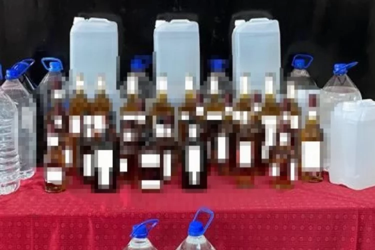 Gaziantep’te bin 970 litre kaçak alkol ele geçirildi