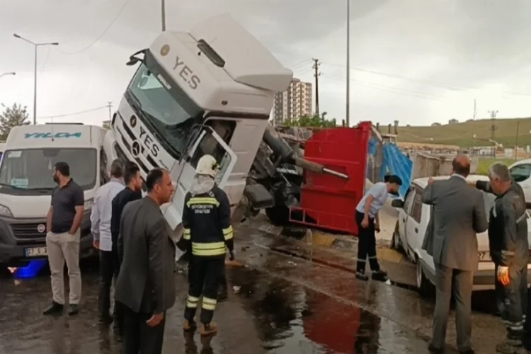 Gaziantep’te zincirleme trafik kazası: 5 yaralı