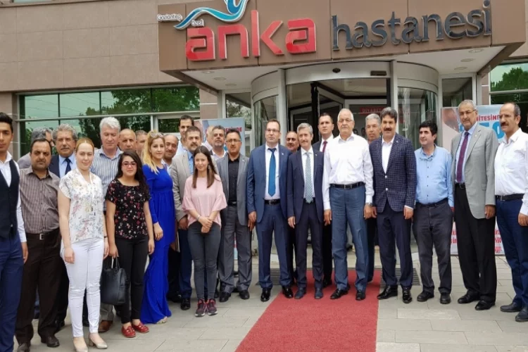 Milletvekili Erdoğan’dan ANKA’da sağlık çalışanları ile buluştu
