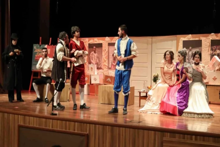 Moliere’in ‘Cimri’si Hasan Kalyoncu Üniversitesi’nde sahnelendi