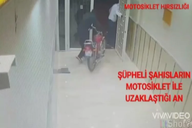 Motosiklet hırsızları yakalandı