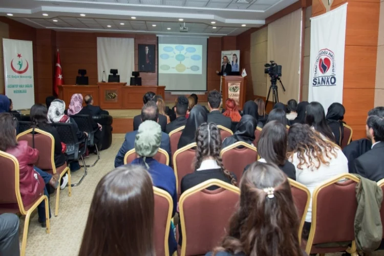 Özel Sani Konukoğlu Hastanesinde halka açık konferans
