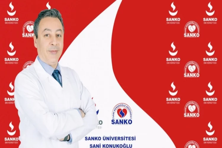 PROF. DR. AYHAN ÖZKUR SANKO'DA
