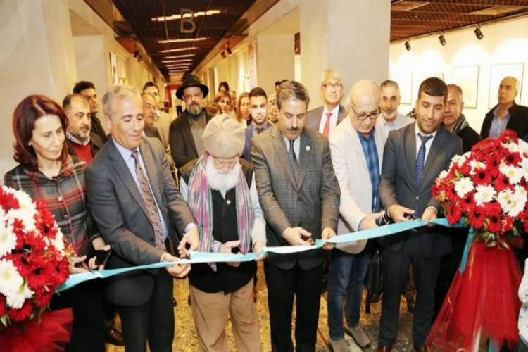 Resim ve kaligrafi sergisi açıldı