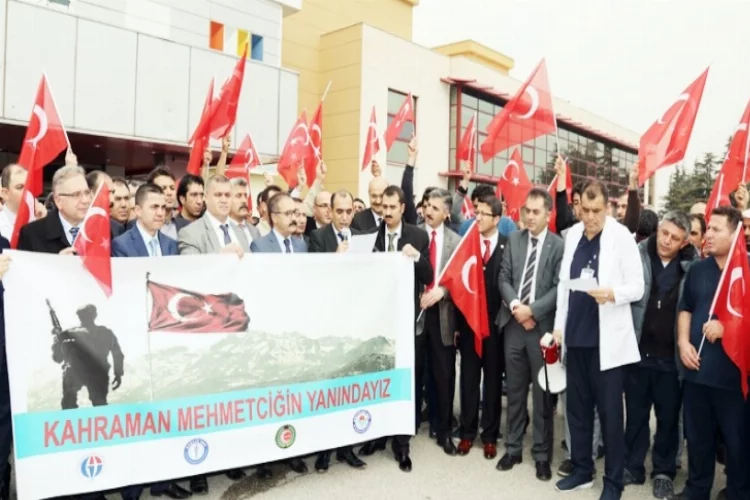 Sağlık çalışanlarından Afrin Zeytin Dalı Harekâtına destek