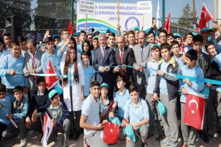 Şahinbey Belediyesi'nden gençlere destek devam ediyor