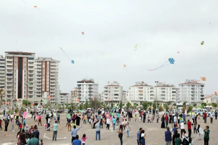 Şahinbey Belediyesi uçurtma şenliği düzenliyor