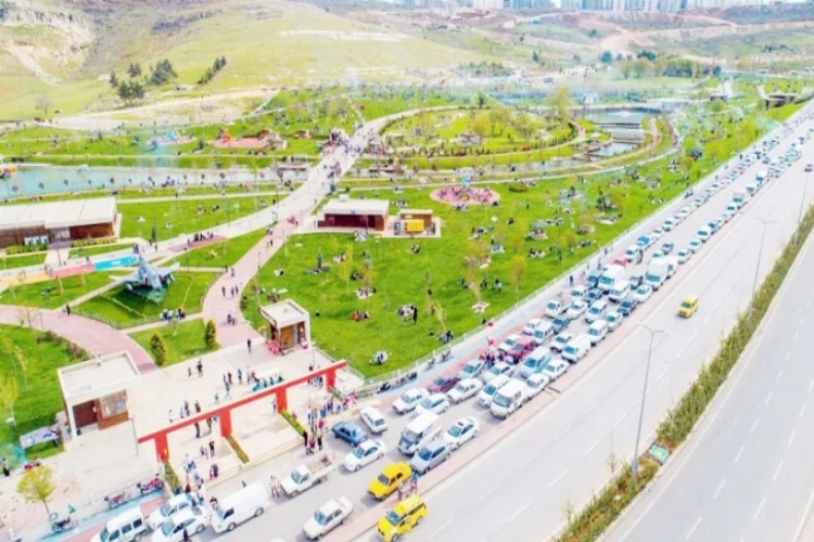 Şahinbey'de 606 park yapıldı