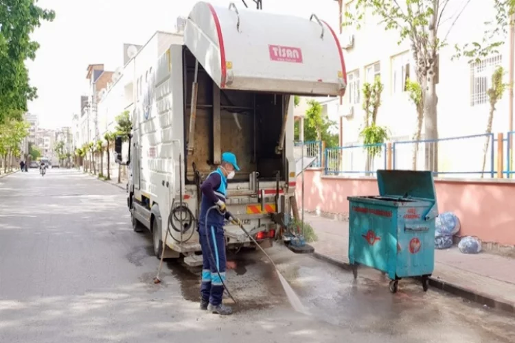 Şahinbey'de çöp konteynerleri temizleniyor