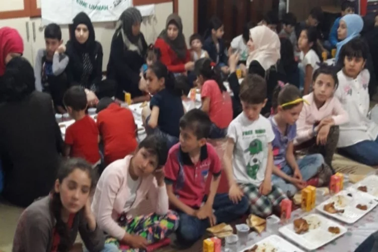 Şehit ailesi 250 yetime iftar verdi