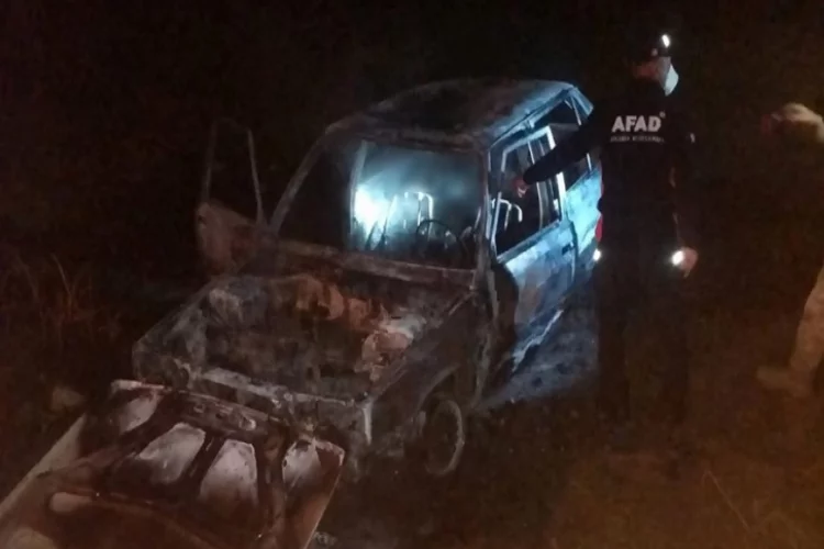 Siirt’te anne ve 5 çocuğu yanan araçta hayatını kaybetti