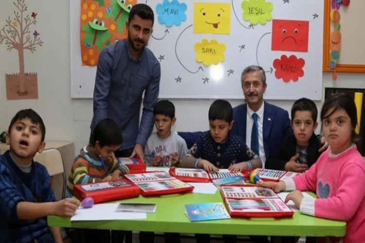 Tahmazoğlu Down sendromlu çocukları ziyaret etti