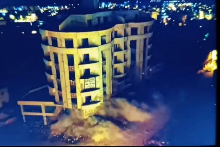 Yüzlerce kilo patlayıcı 6 katlı binayı yıkamadı